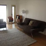 Modern And Spacious Apartment In Lisboa