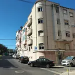 Parque Das Nacoes Oriente Flat