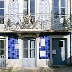 Cozy Flat With Bright Balcony Trendiest Neighborhood!