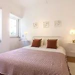 Marques Delight By Homing