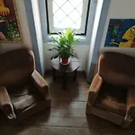 Locals Hostel & Suites