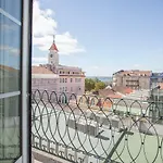 Outsite Coliving Lisbon - Cais Do Sodre