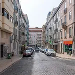 ALTIDO Elegant City Deluxe Apartment&ALTIDO Luxurious 3-bedroom Apt with Terrace in Intendente