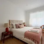 Belém Light Filled Apt With Patio, By TimeCooler