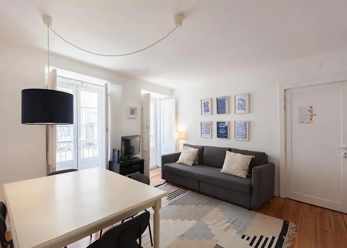 Feels Like Home - Central Flat in Bairro Alto