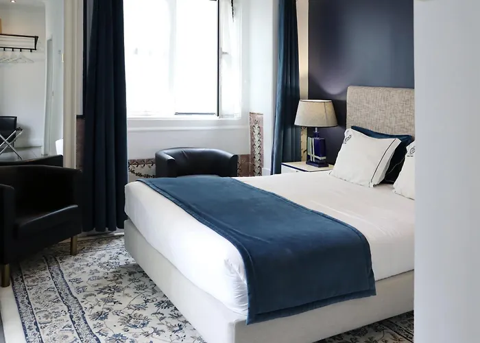 Ph Downtown Suites