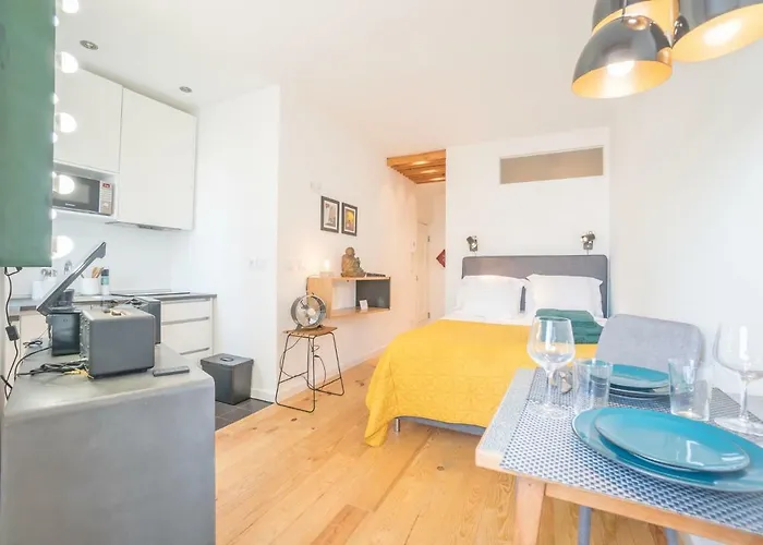 Downtown Comfy Suite