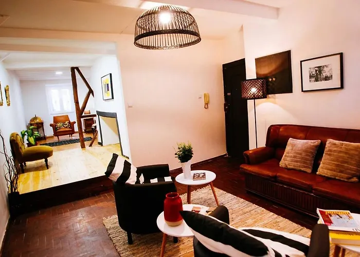 Vintage & Central Apartment in Bairro Alto, Lisbon