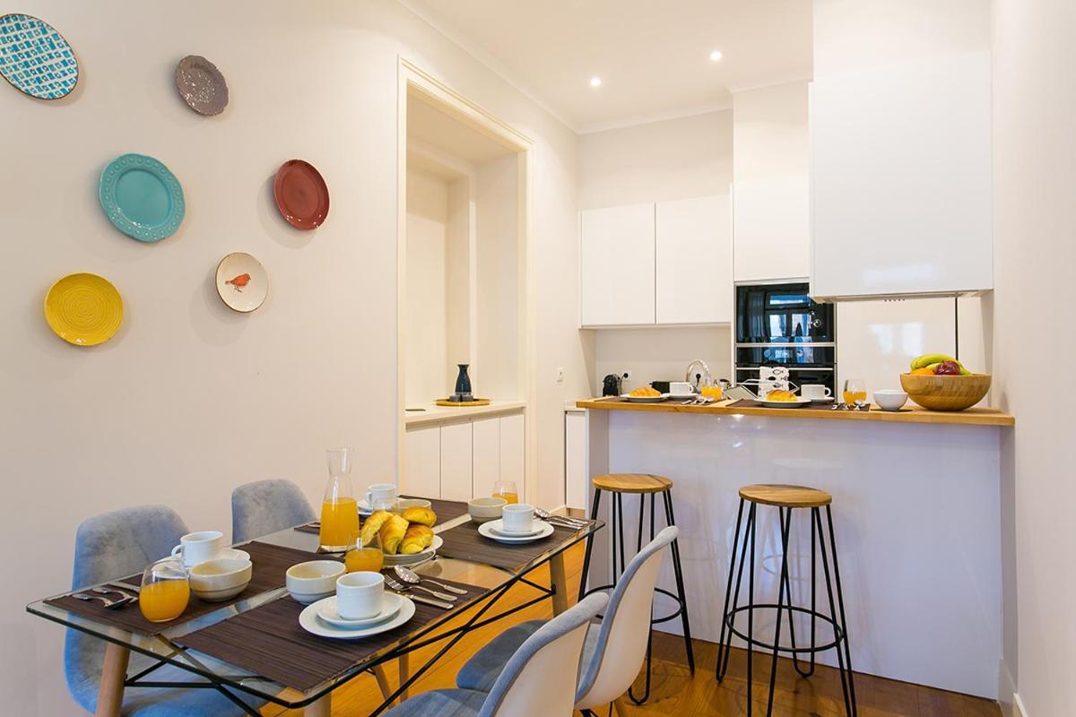 Lovelystay - Cozy 3bdr In Estrela
