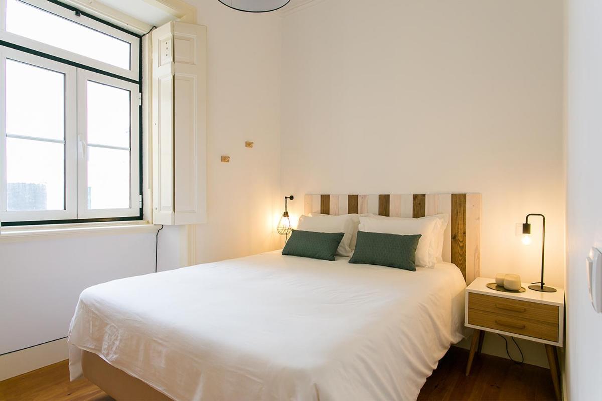 Lovelystay - Cozy 3bdr In Estrela *