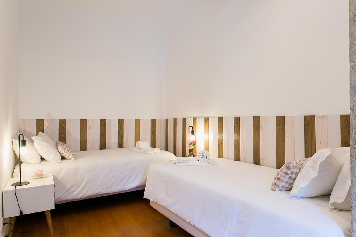 Lovelystay - Cozy 3bdr In Estrela *