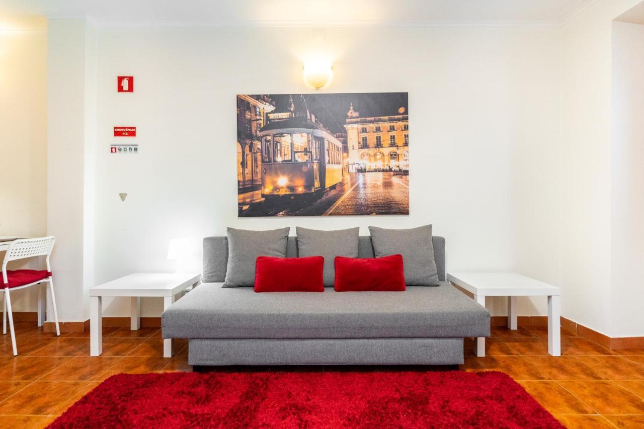 Lisboa, Lisbon, Charming Patio House, , Wifi, Air Conditioning, Near Metro, By Ig Apartment Lisbon
