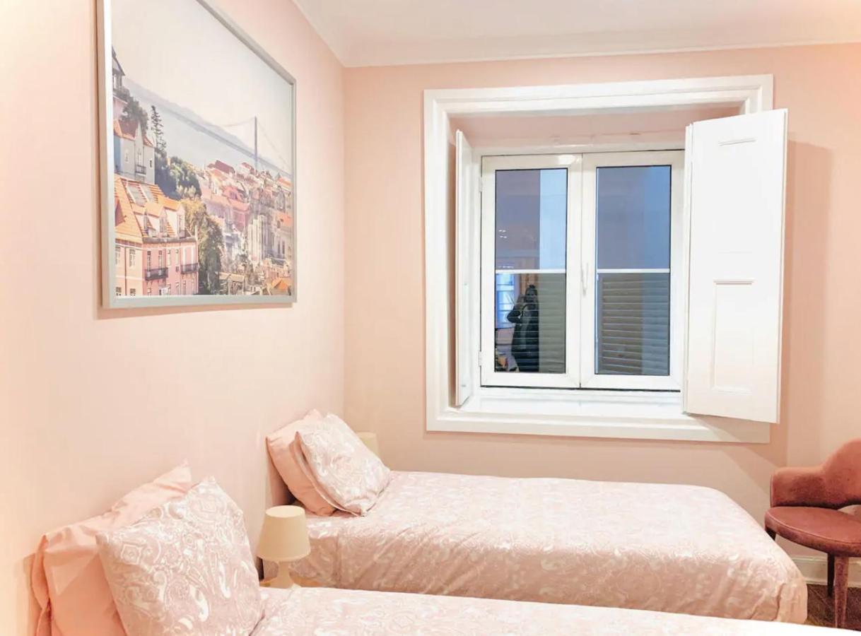 Appartement Charming 4 Bedroom In Chiado