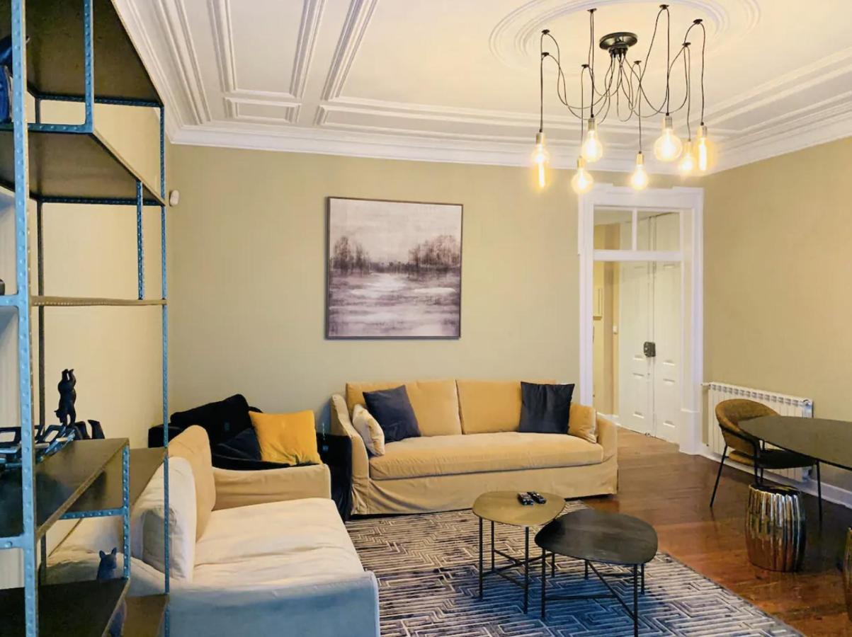 Appartement Charming 4 Bedroom In Chiado Lisboa