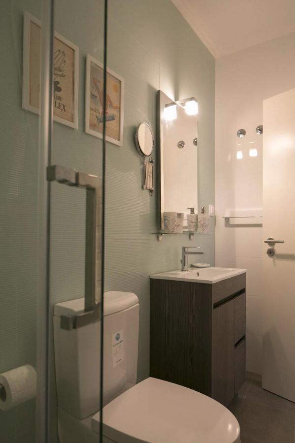 Central Turquoise Studio Apartment Lissabon