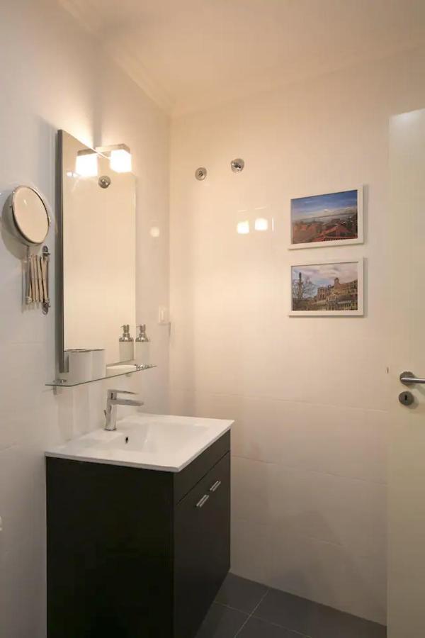 Central Cozy & Near The Subway Appartement *