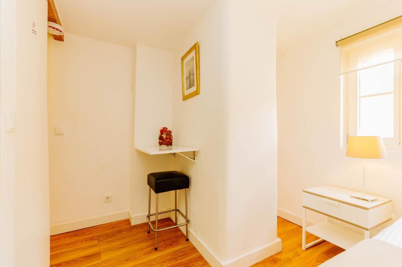 Rent4rest Bairro Alto Charming 1bd Apartment Lissabon