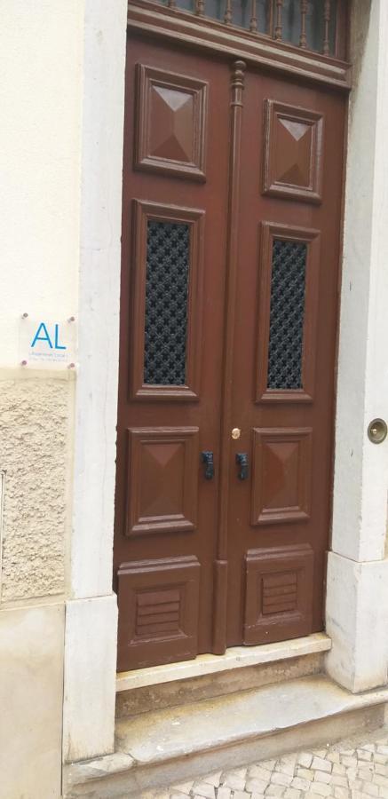 The Lisbon'S Light - Bed And Breakfast - Apartment Shared With The Hosts Homestay *