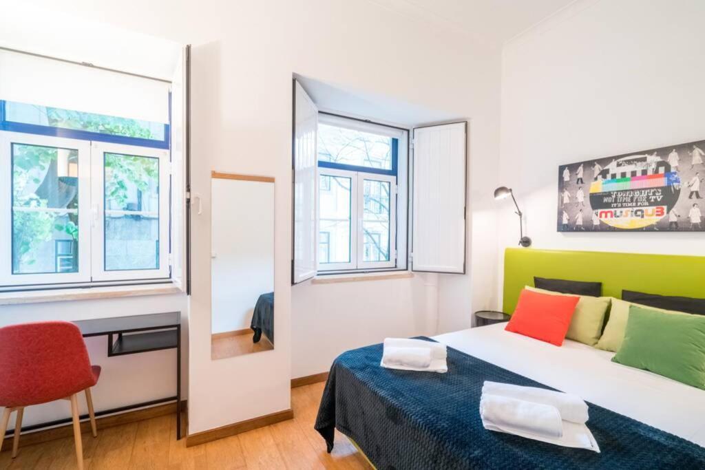 Beautiful Near The Center Of Apartment