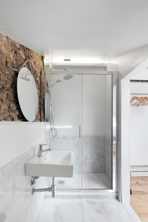 Lusiadas With Private Bathroom Lissabon