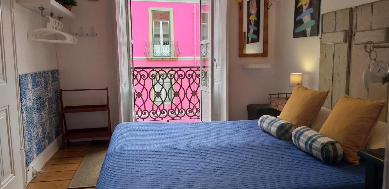 The Lisbon'S Light - Bed And Breakfast - Apartment Shared With The Hosts Lisbon