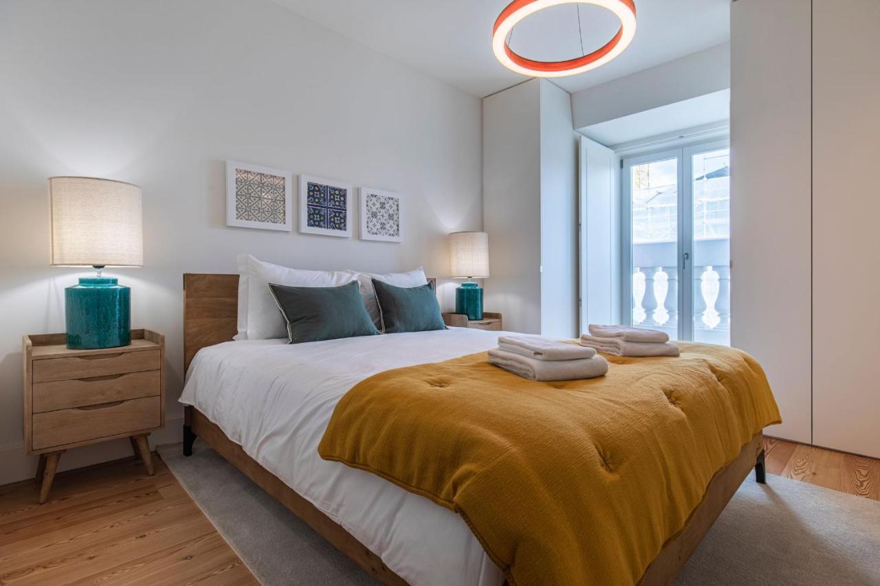 Stunning In Heart Of By Lovelystay Appartement