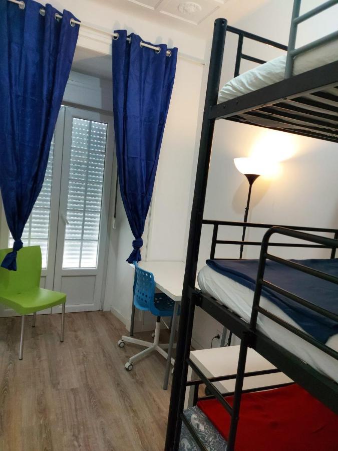 D&n Hospedagem-almirante Auberge de jeunesse *