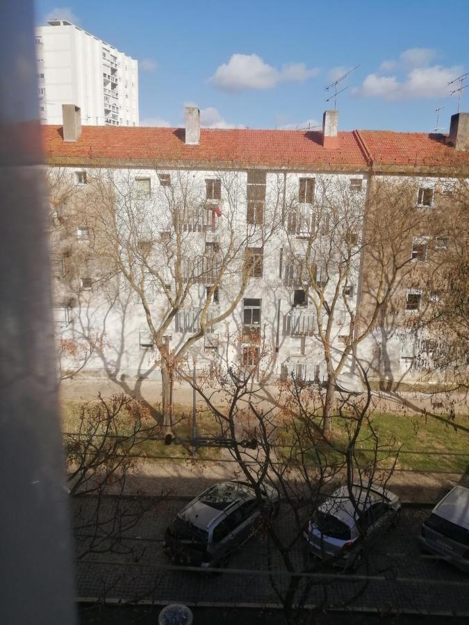 Olivais Metro 1 Apartment *