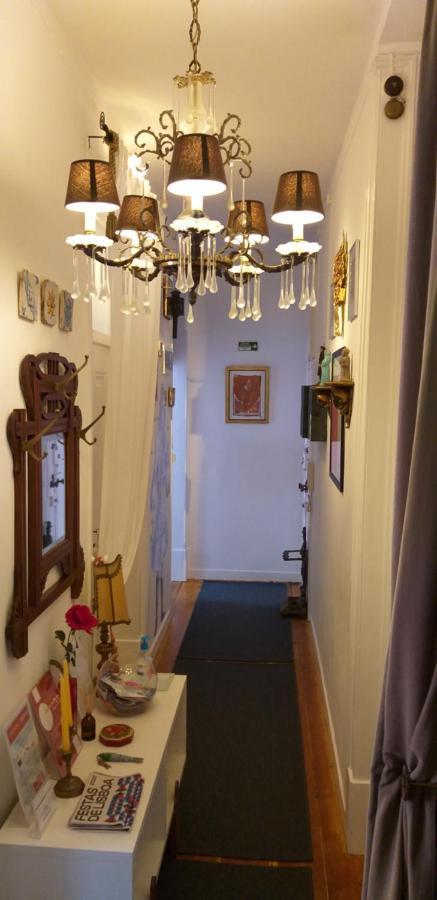 The Lisbon'S Light - Bed And Breakfast - Apartment Shared With The Hosts Lisbon