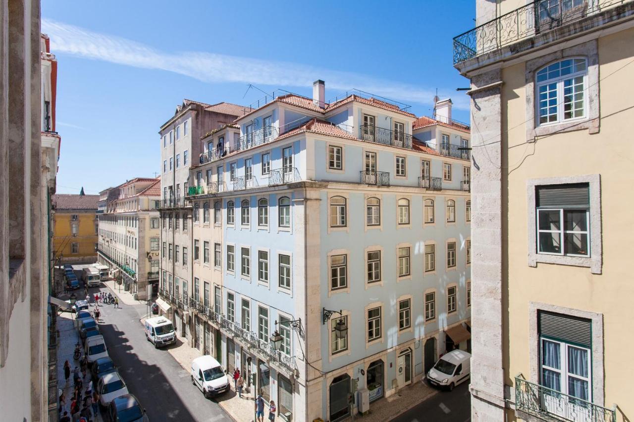 Flh Downtown Cosmopolitan Apartment