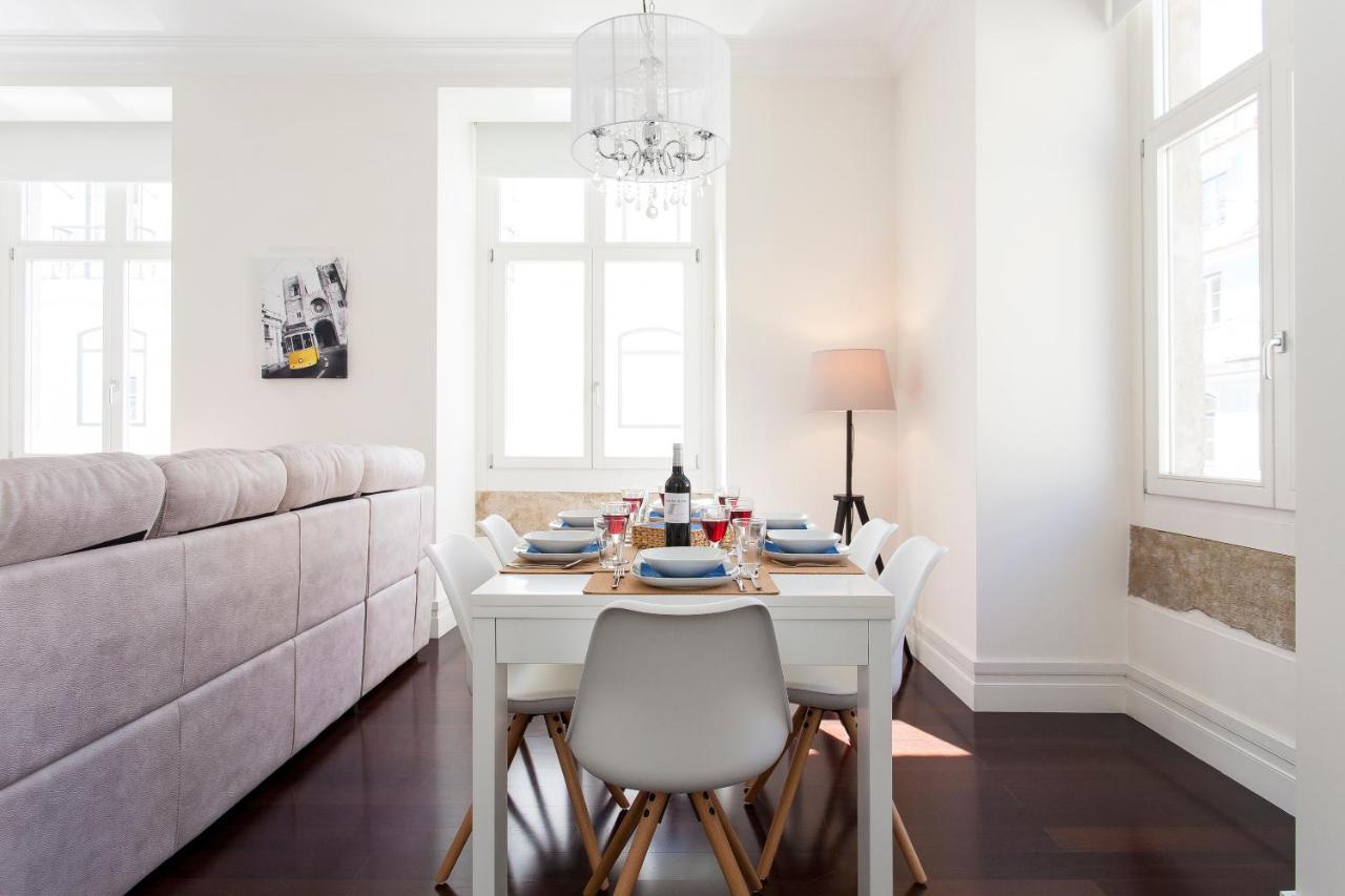 Flh Downtown Cosmopolitan Apartment *