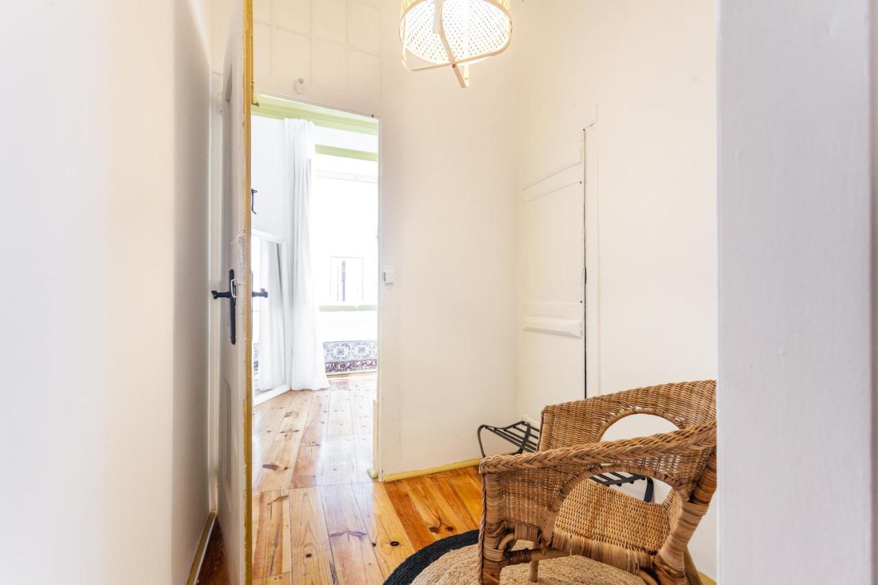 Yellow Tiles In Center Apartment *
