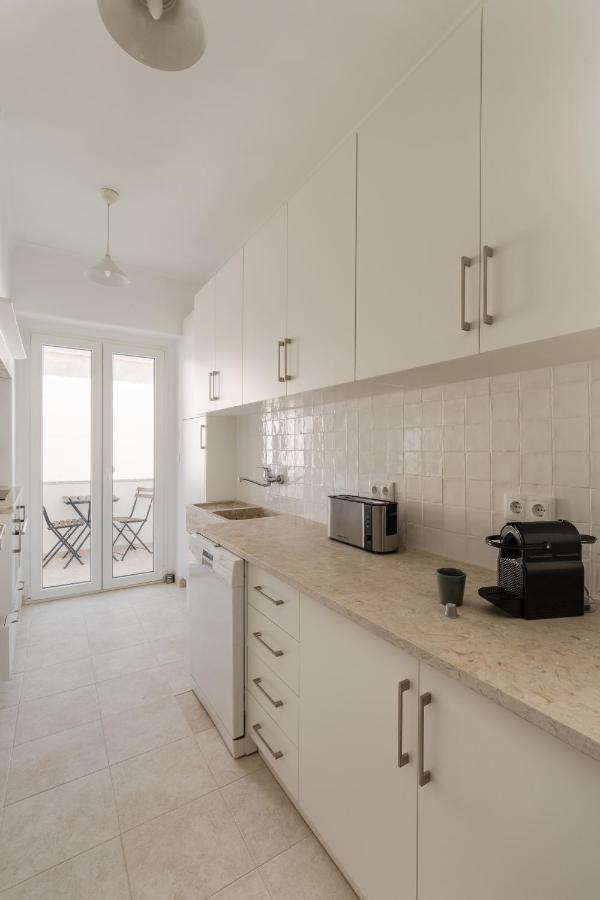 Casa Boma - Shining & Spacious With Balcony - Alvalade I Lissabon