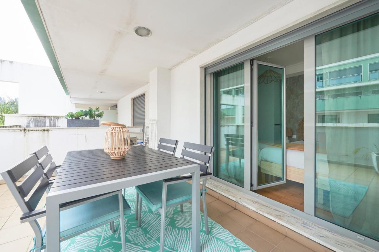 With Private Terrace & Car Garage Appartement *