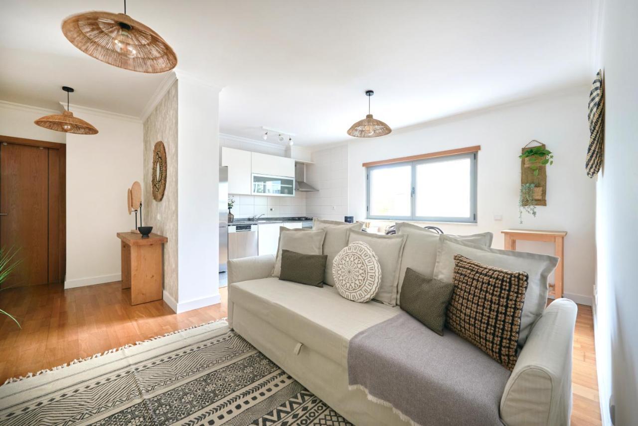 Appartement With Private Terrace & Car Garage