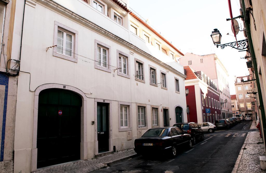 Triplex With Garage - Praca Das Flores * Lissabon