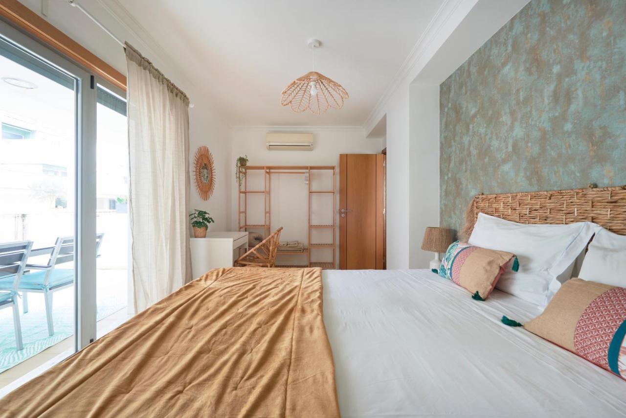 With Private Terrace & Car Garage Appartement *