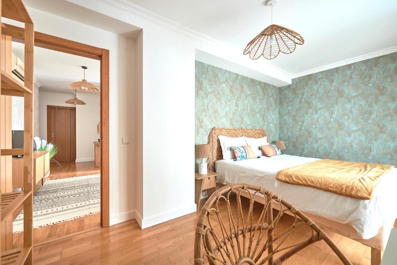 Appartement With Private Terrace & Car Garage Lisboa