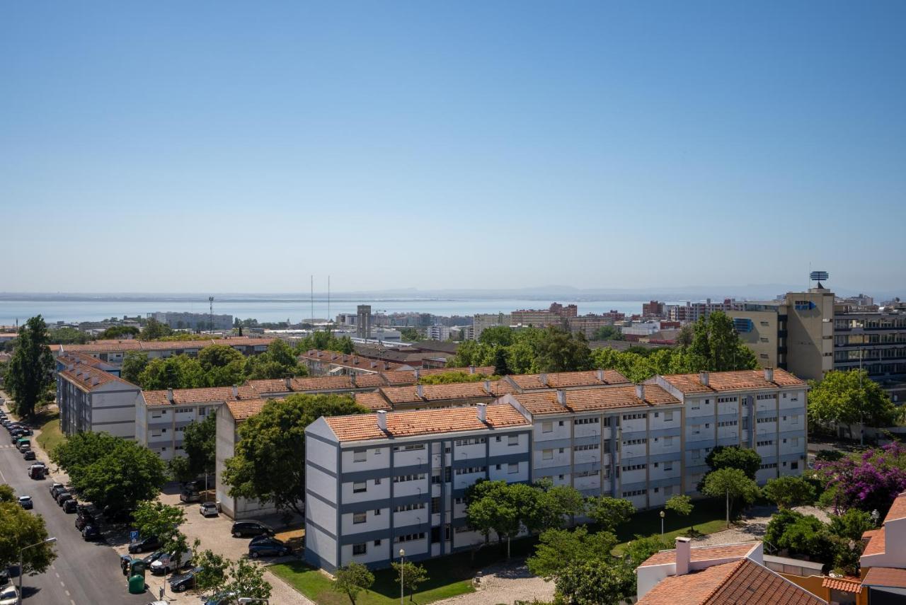 Olivais River View *