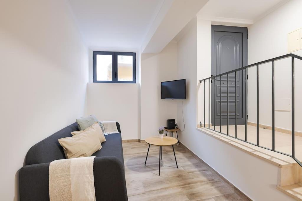 Gem Ii - Trendy Santos District Apartment