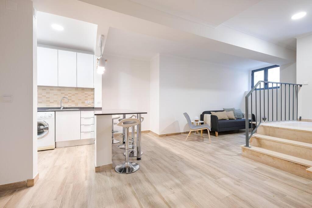Gem Ii - Trendy Santos District Apartment