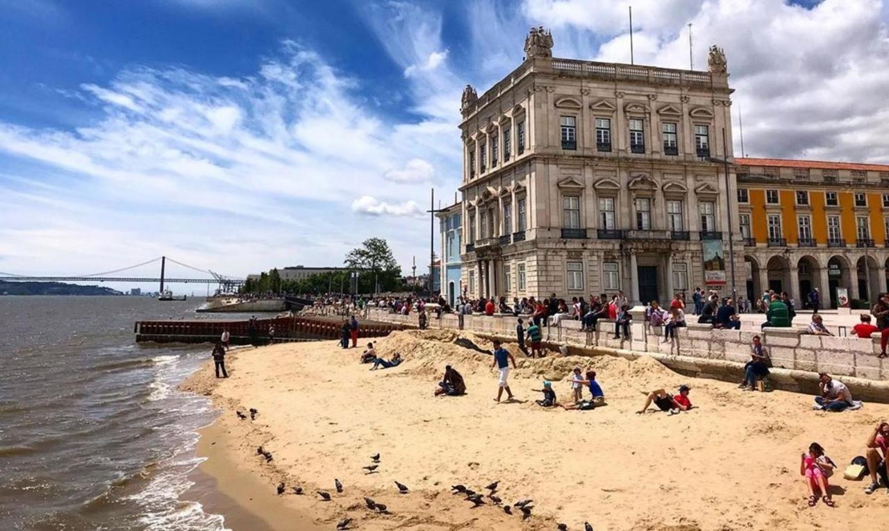 The Traditional Arts Memoir, Downtown Flat With Balcony And Comfort Apartamento Lisboa