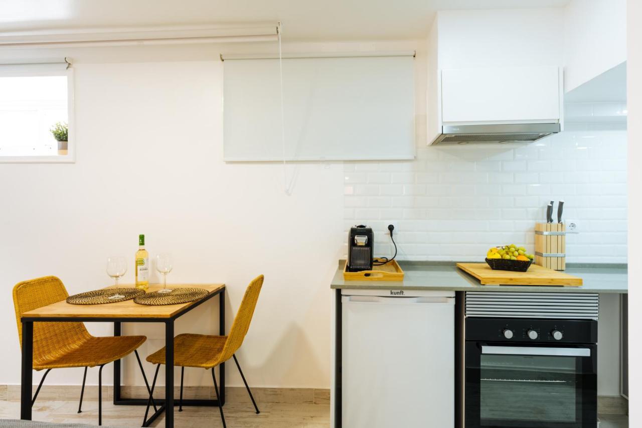 Cozy & Small In The Center Apartment Lissabon