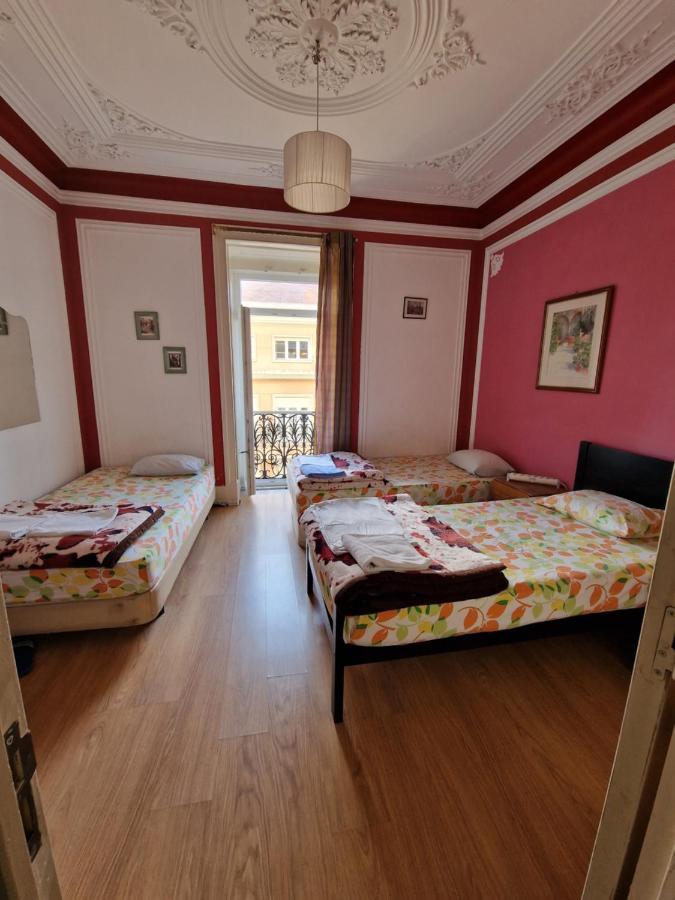 Local Private Hostel Lisbon