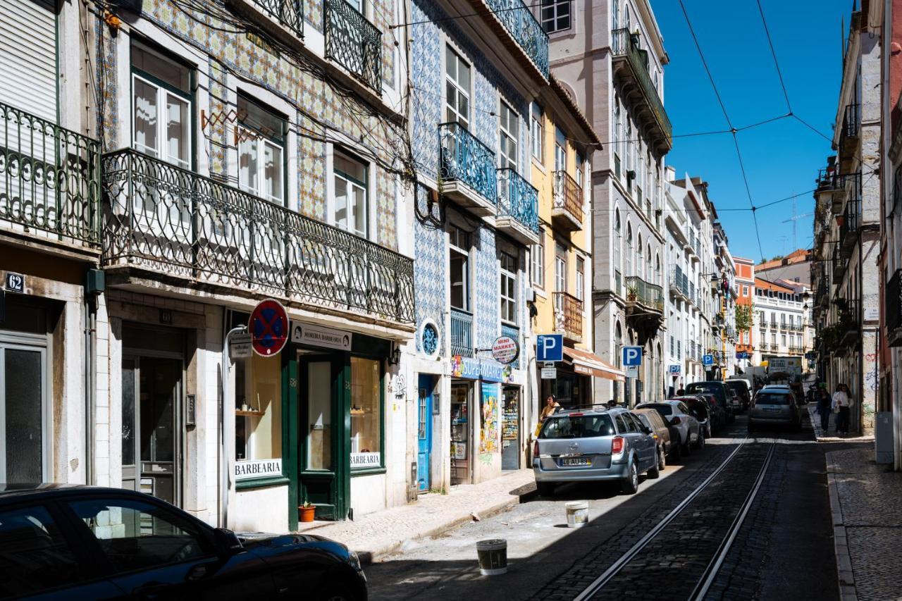 Apartment Cozy & Small In The Center Lissabon