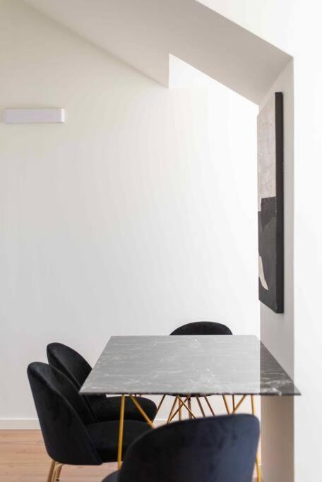 Apartment Pardal 2b - Penthouse In Alcantara - Parking Nearby