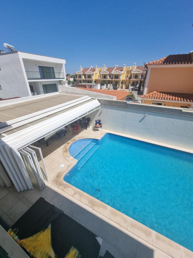 Séjour chez l'habitant With Pool