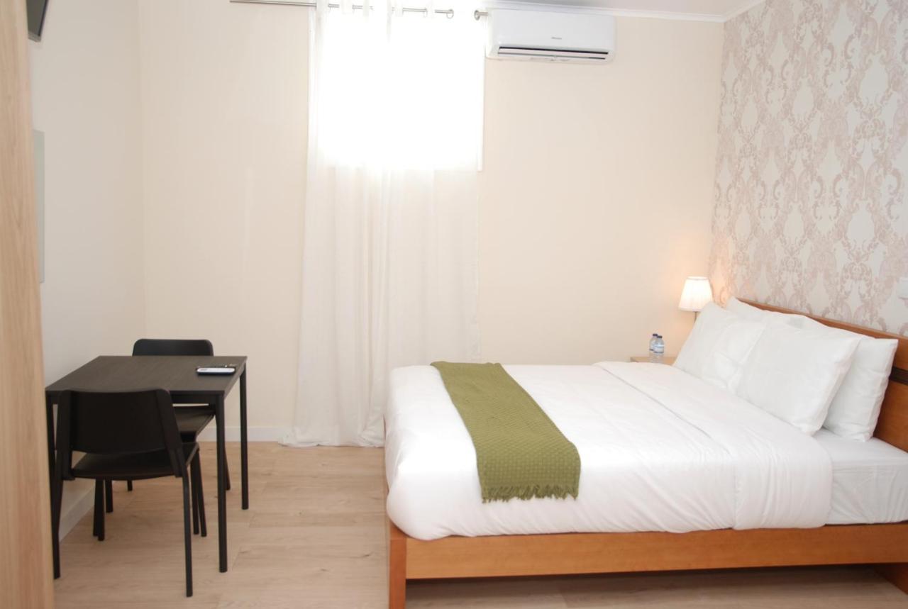 Amor Lisboa Hostel *