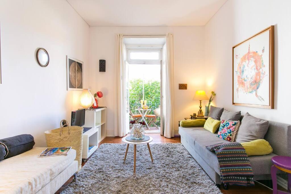 Principe Real Orange Tree W/ View 3 Bedrooms Flat!