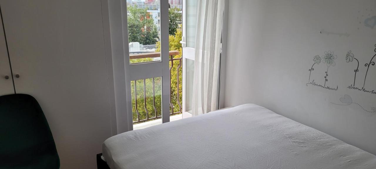 Comfy Near Metro & Airport * Lisboa